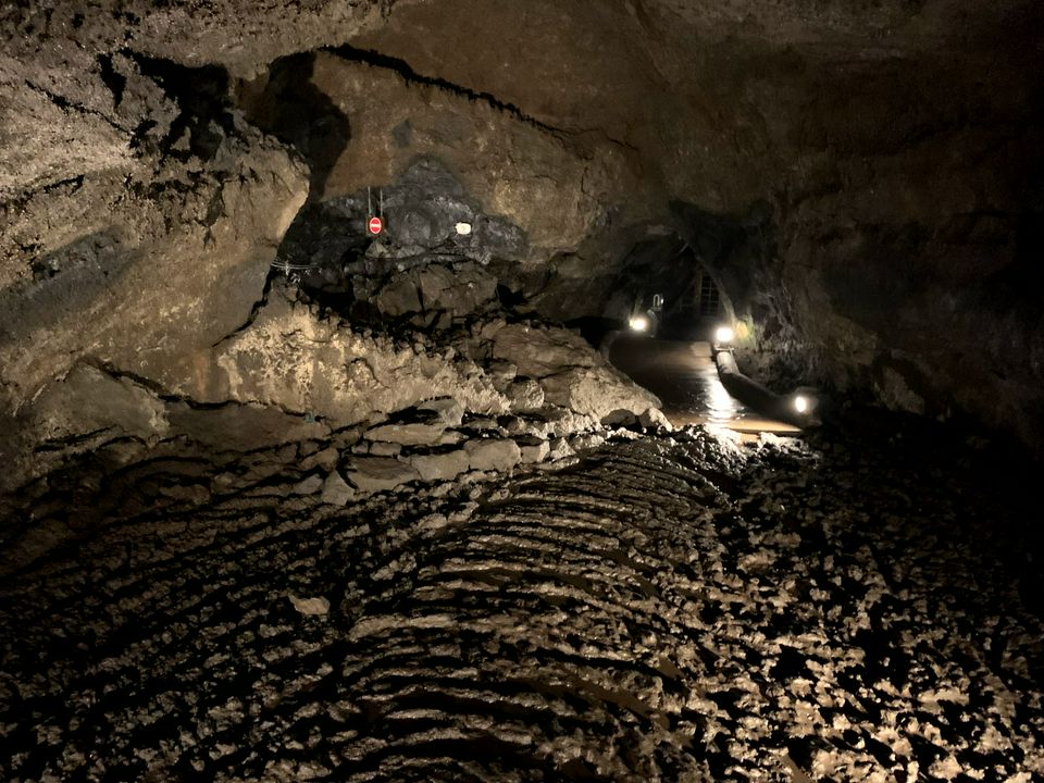 想尝尝死里逃生的感觉 来 西湖蝙蝠穴 让你重生 比高空弹跳还刺激 Matcha 日本旅游网络杂志