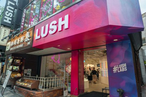 Lush Harajuku Exclusive Bath Bomb And Bubble Bar Store Only In Japan Matcha Japan Travel Web Magazine