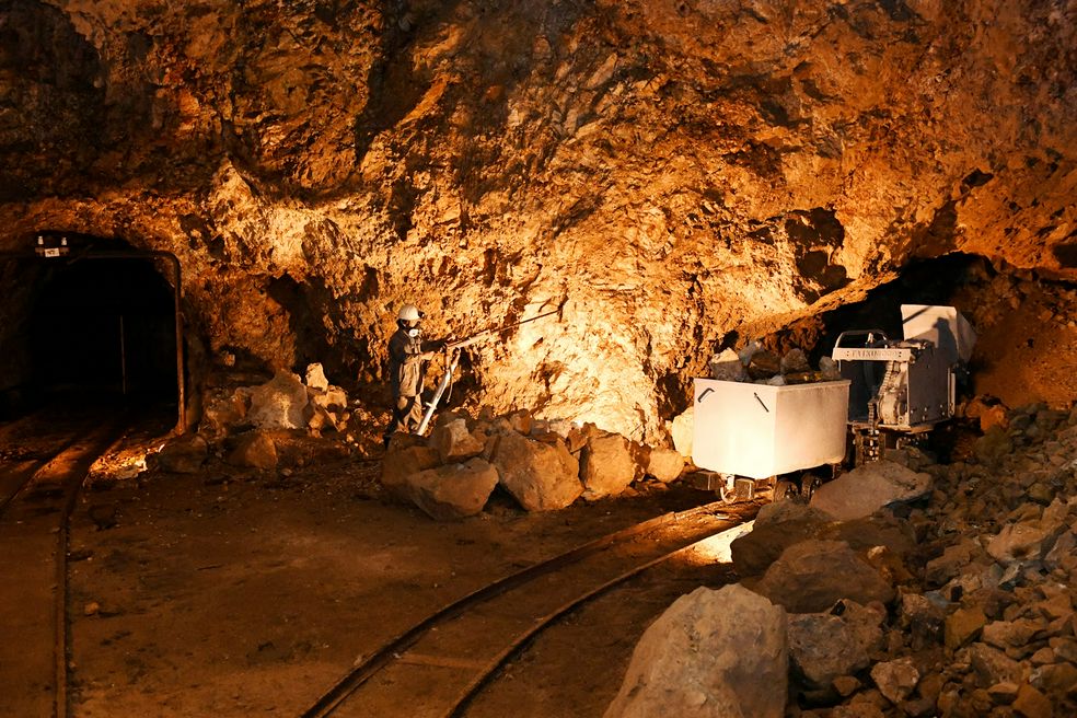 ABOUTUS_investingsustainably