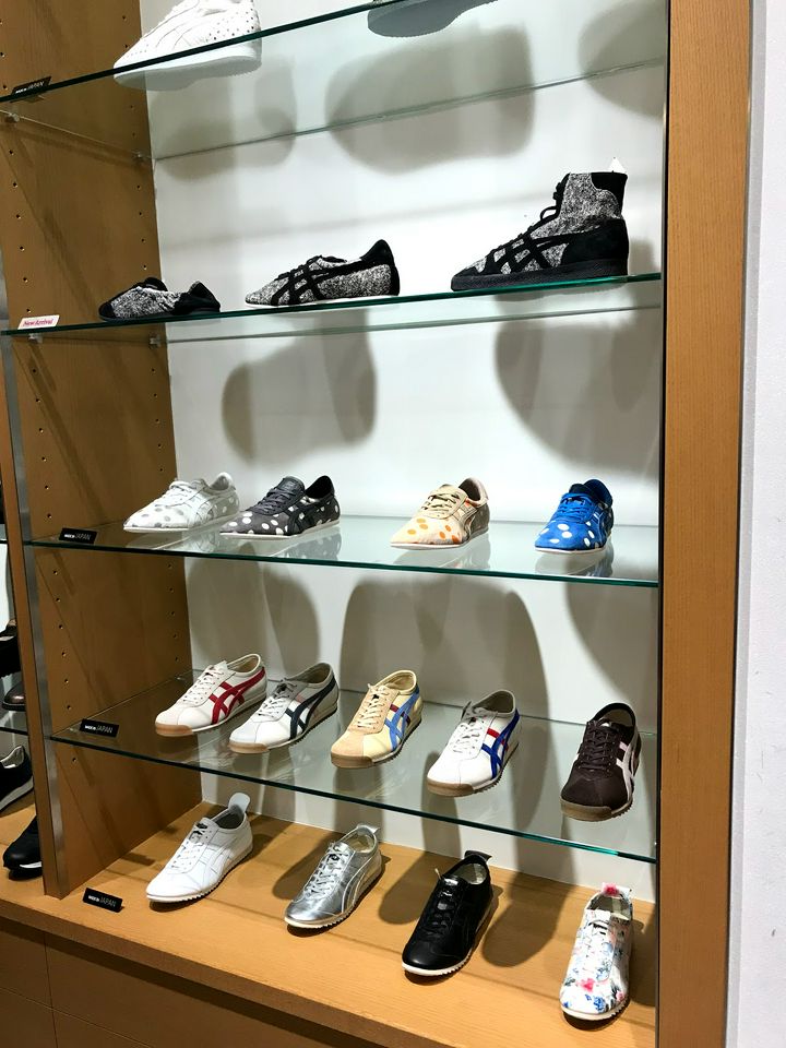 onitsuka shinsaibashi